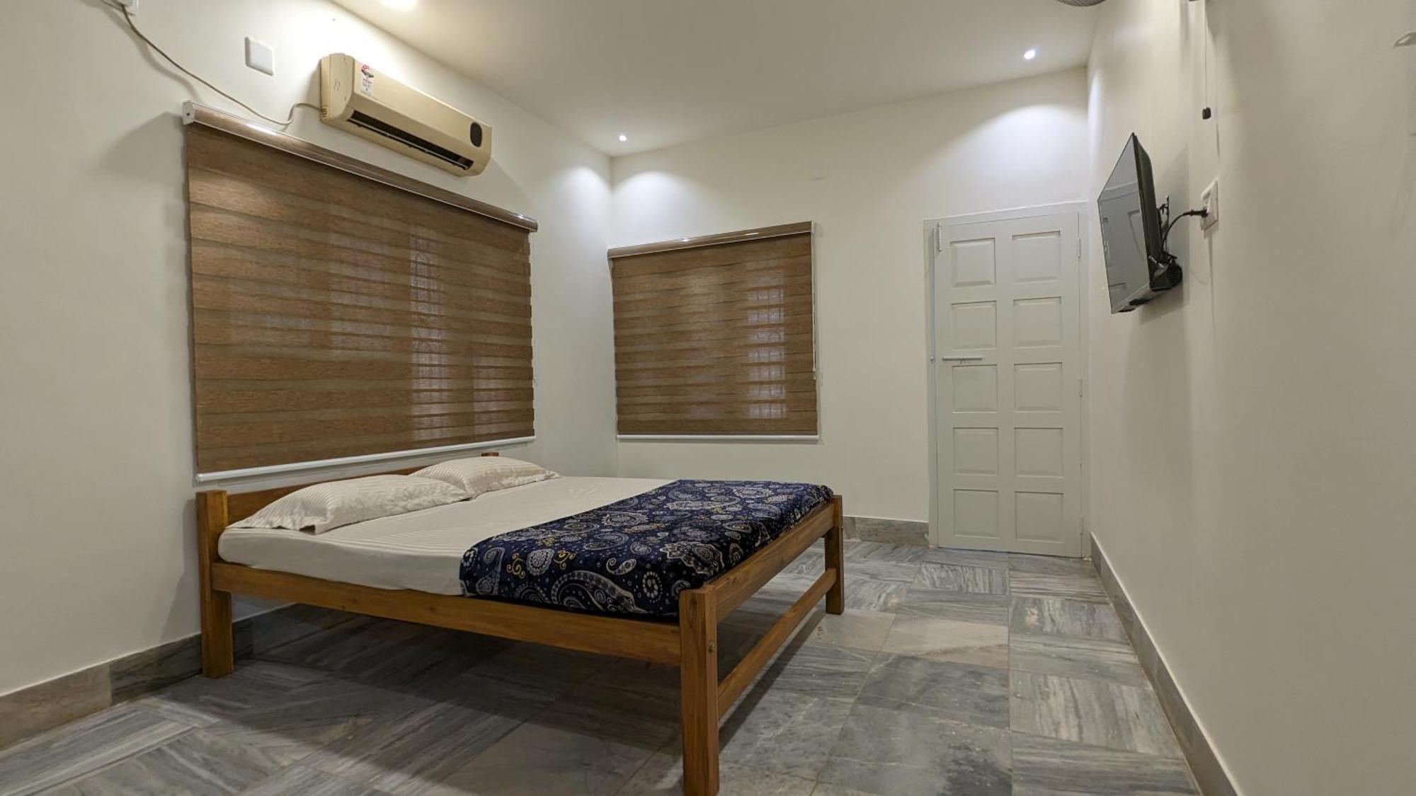 Jalaprabha House Manipala Villa *